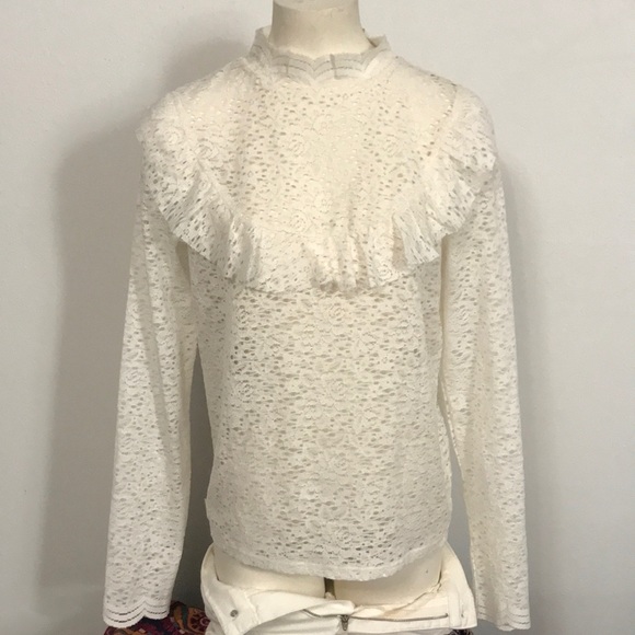 Arizona Jean Company Tops - Adorable Arizona Lace Top ✨